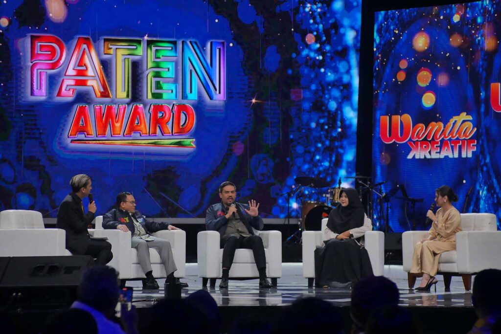 PATEN AWARD 8