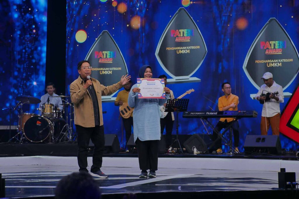 PATEN AWARD 5